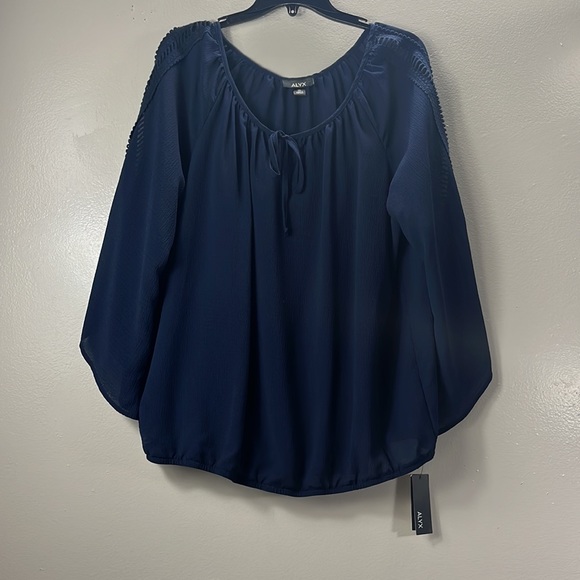 ALYX NWT Women's Blue U-Neck Long Sleeves Top Size XL - Picture 9 of 9